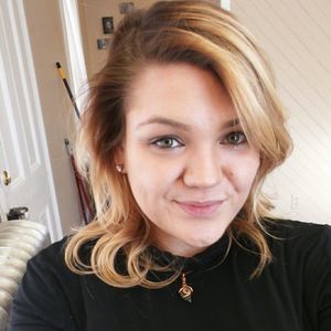 Meet your Posher, Hillary
